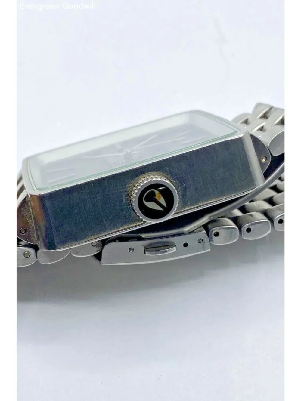 N0XIN SULTAN Watch=well connector=st. steel=square=runs=quartz=very nice quality